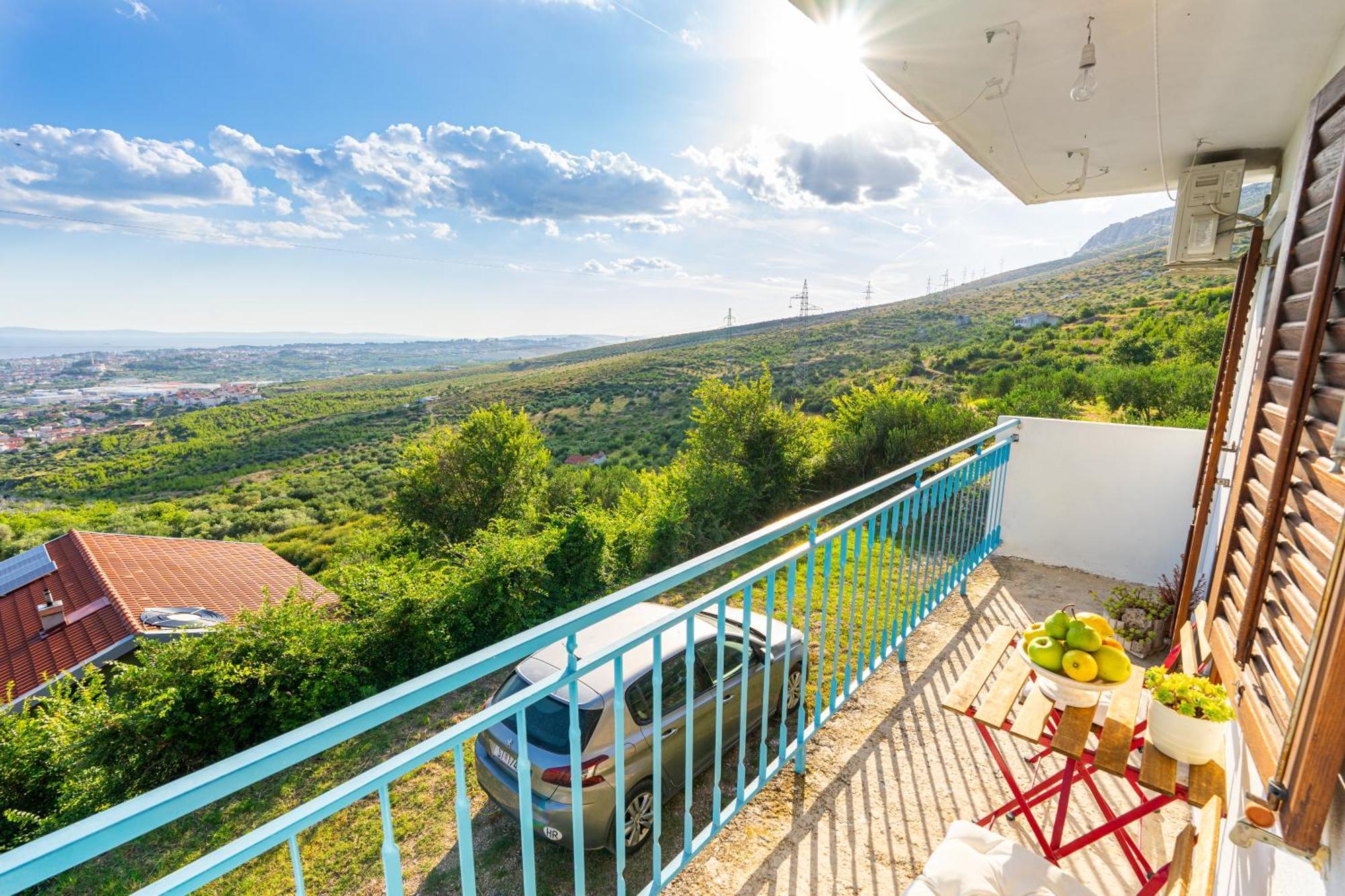 Villa Olive Garden House In Zrnovnica With A View & Bbq Esterno foto